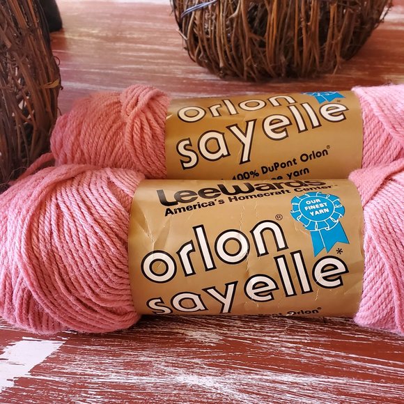 LeeWards Orlon Sayelle Yarn - Pale Old Rose 4-oz  - Bundle of 2 - 8 Oz Total - Picture 2 of 3
